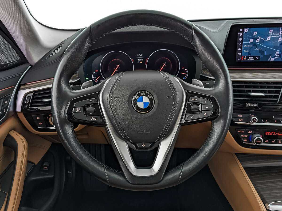 Купить BMW 5 серии 530i xDrive, 2019, 84 800 км, фото №17