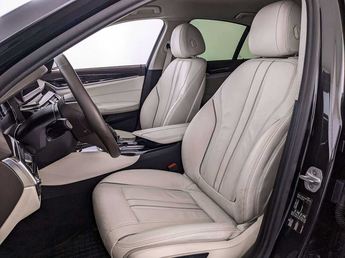 Купить BMW 5 серии 520i, 2017, 114 874 км, фото №16