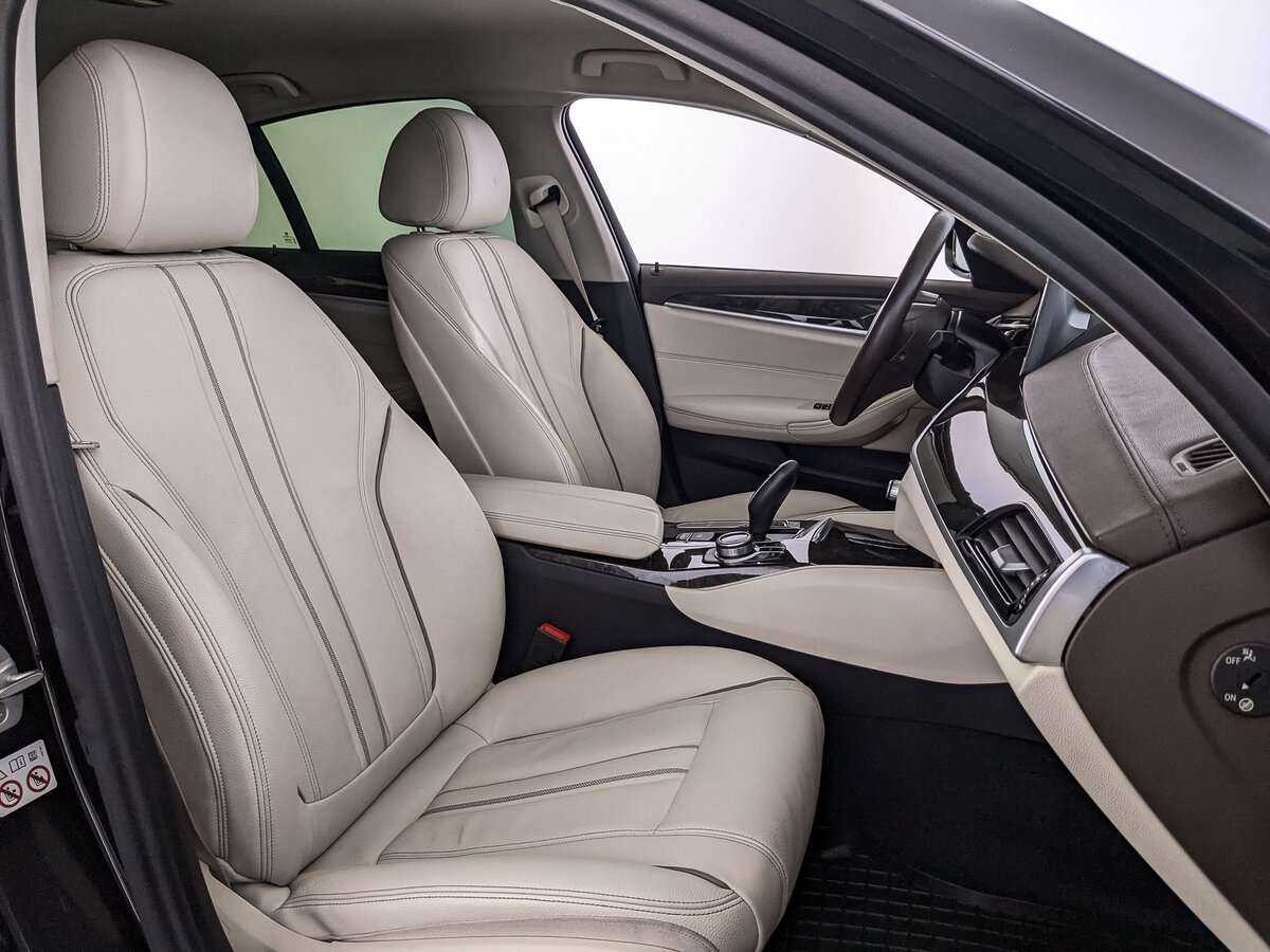 Купить BMW 5 серии 520i, 2017, 114 874 км, фото №20