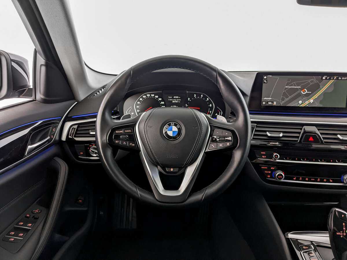 Купить BMW 5 серии 520i, 2021, 43 095 км, фото №17