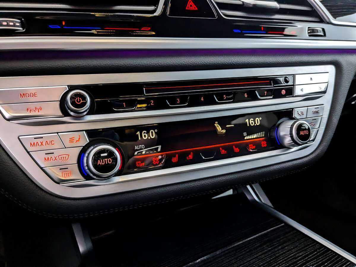 Купить BMW 7 серии 730d xDrive, 2019, 51 721 км, фото №22