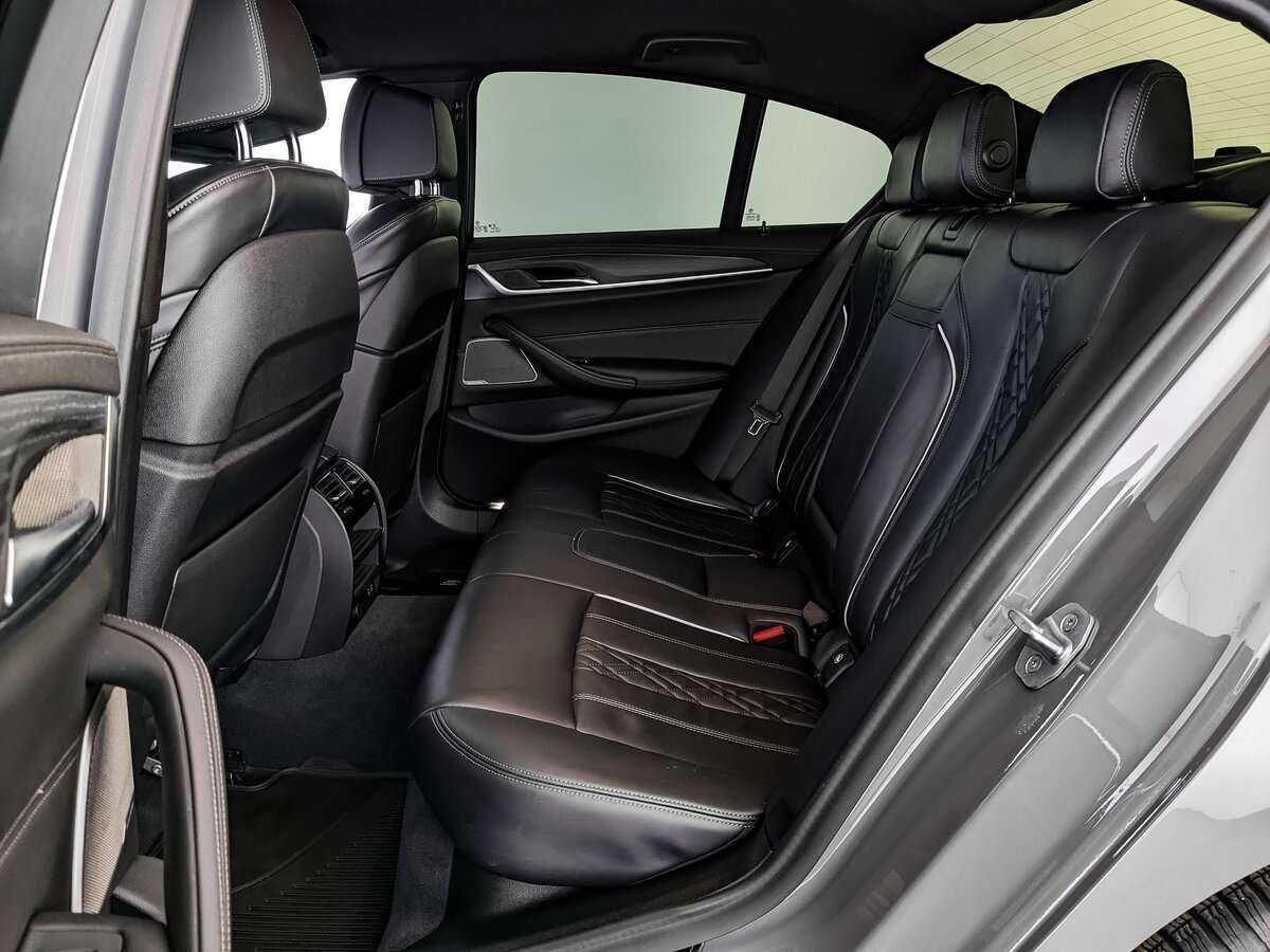 Купить BMW 5 серии 530d xDrive, 2021, 57 707 км, фото №12