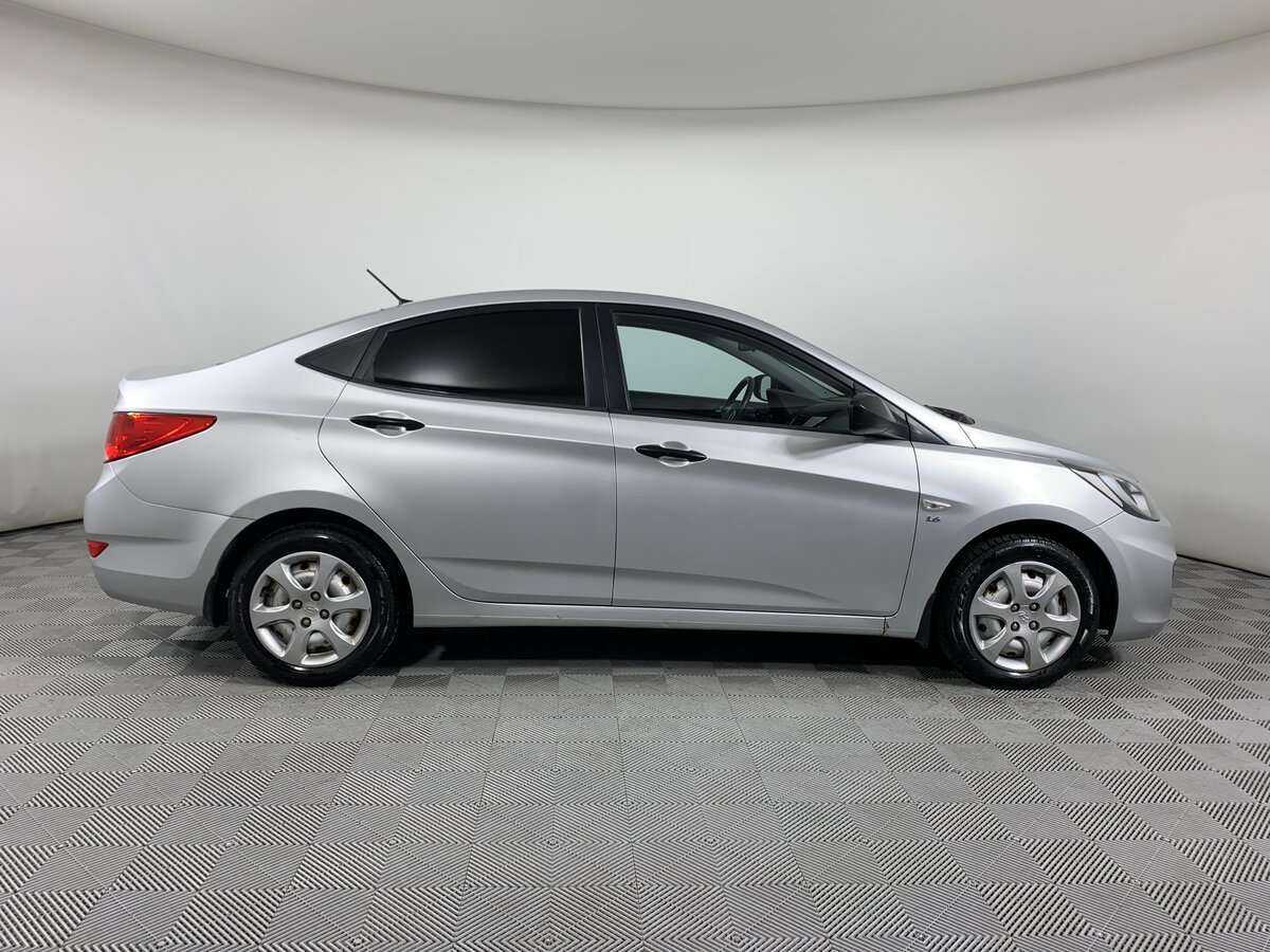 Купить Hyundai Solaris, 2011, 149 000 км, фото №4