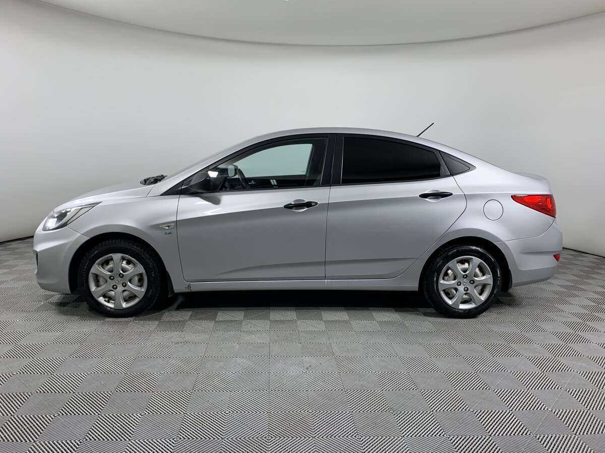 Купить Hyundai Solaris, 2011, 149 000 км, фото №8