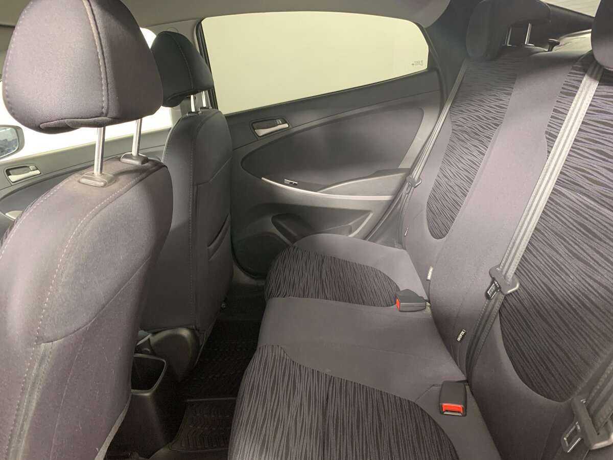 Купить Hyundai Solaris, 2014, 100 924 км, фото №16