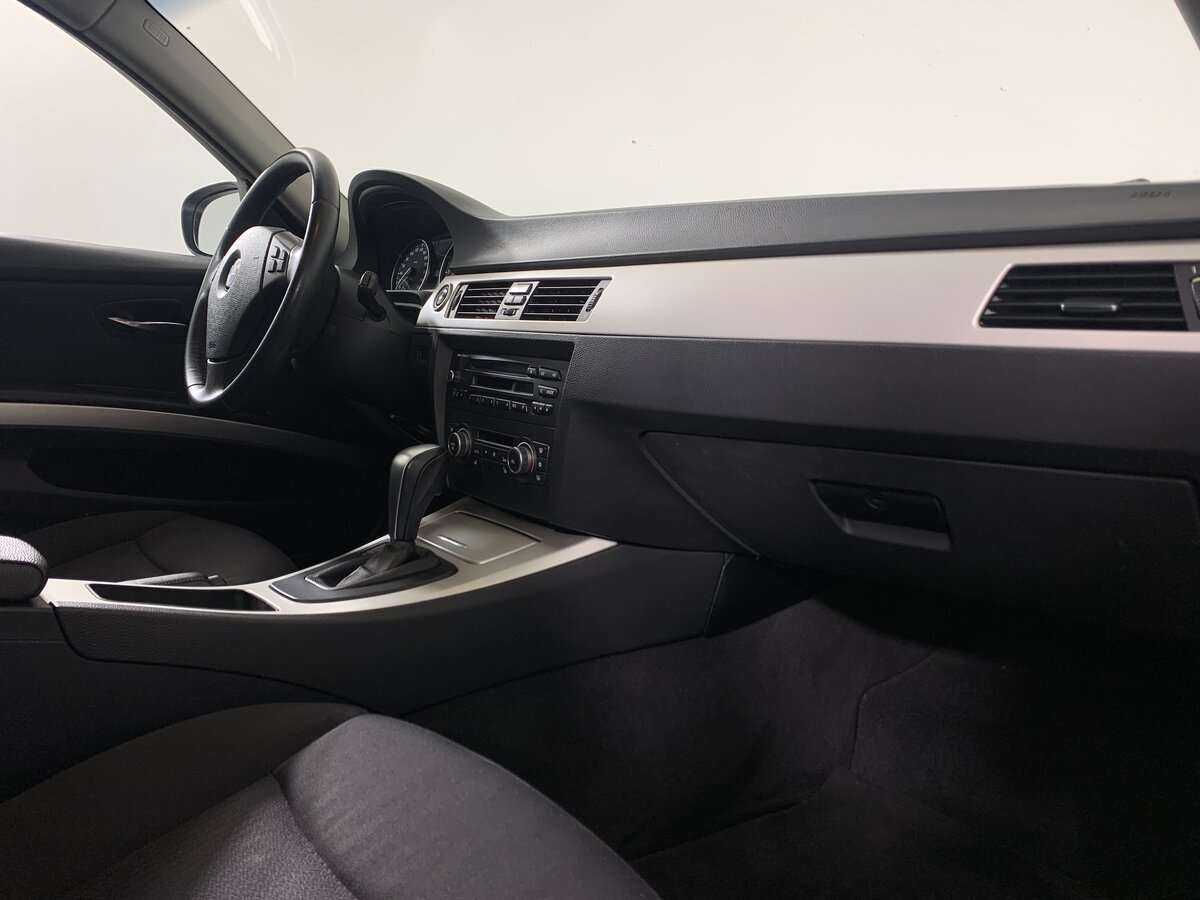 Купить BMW 3 серии 318i, 2011, 217 000 км, фото №14