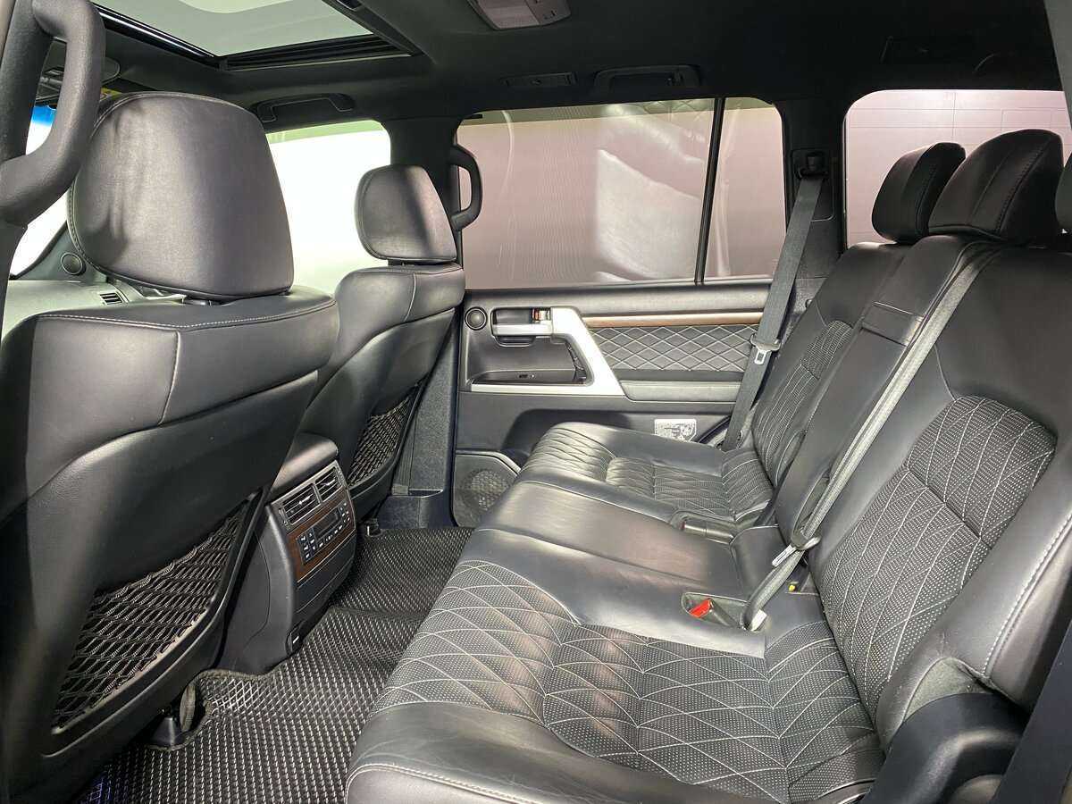 Купить Toyota Land Cruiser, 2017, 200 149 км, фото №6