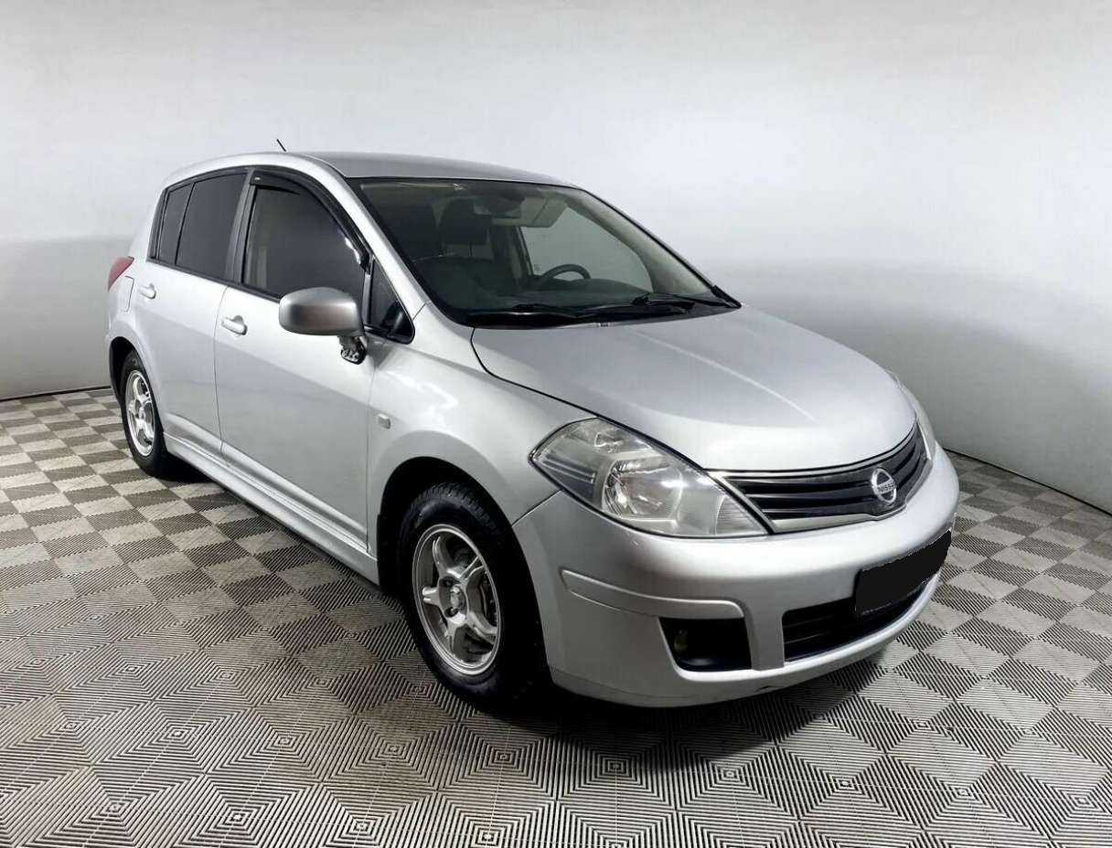 Купить Nissan Tiida, 2011, 353 001 км, фото №4