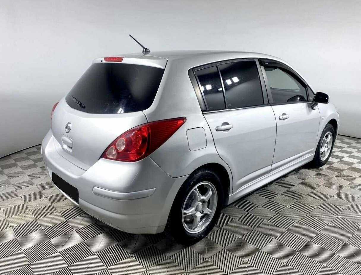 Купить Nissan Tiida, 2011, 353 001 км, фото №6