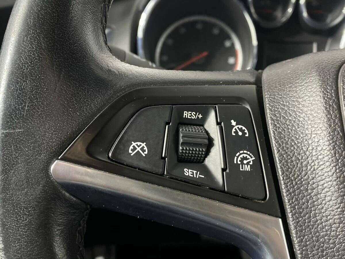 Купить Opel Astra, 2012, 110 000 км, фото №11