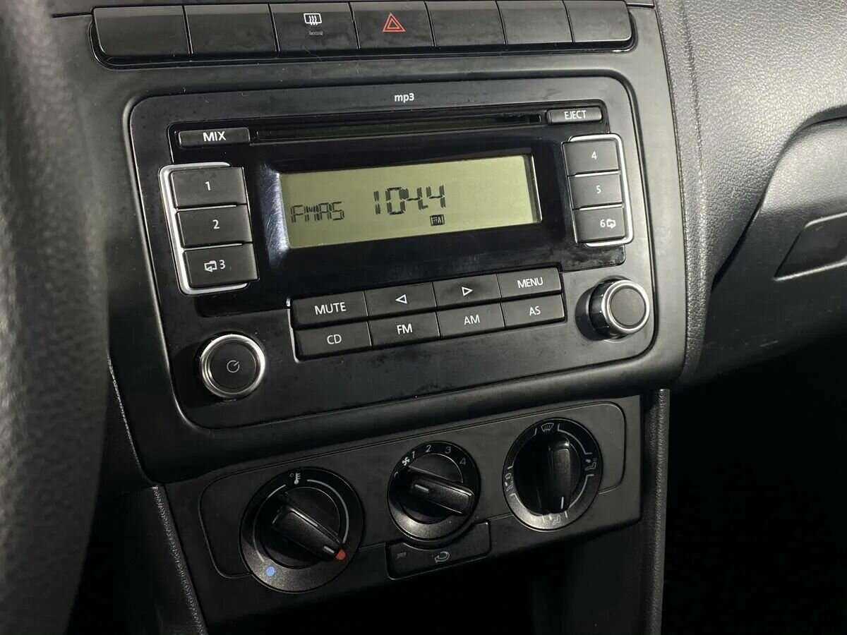 Купить Volkswagen Polo, 2011, 125 000 км, фото №12