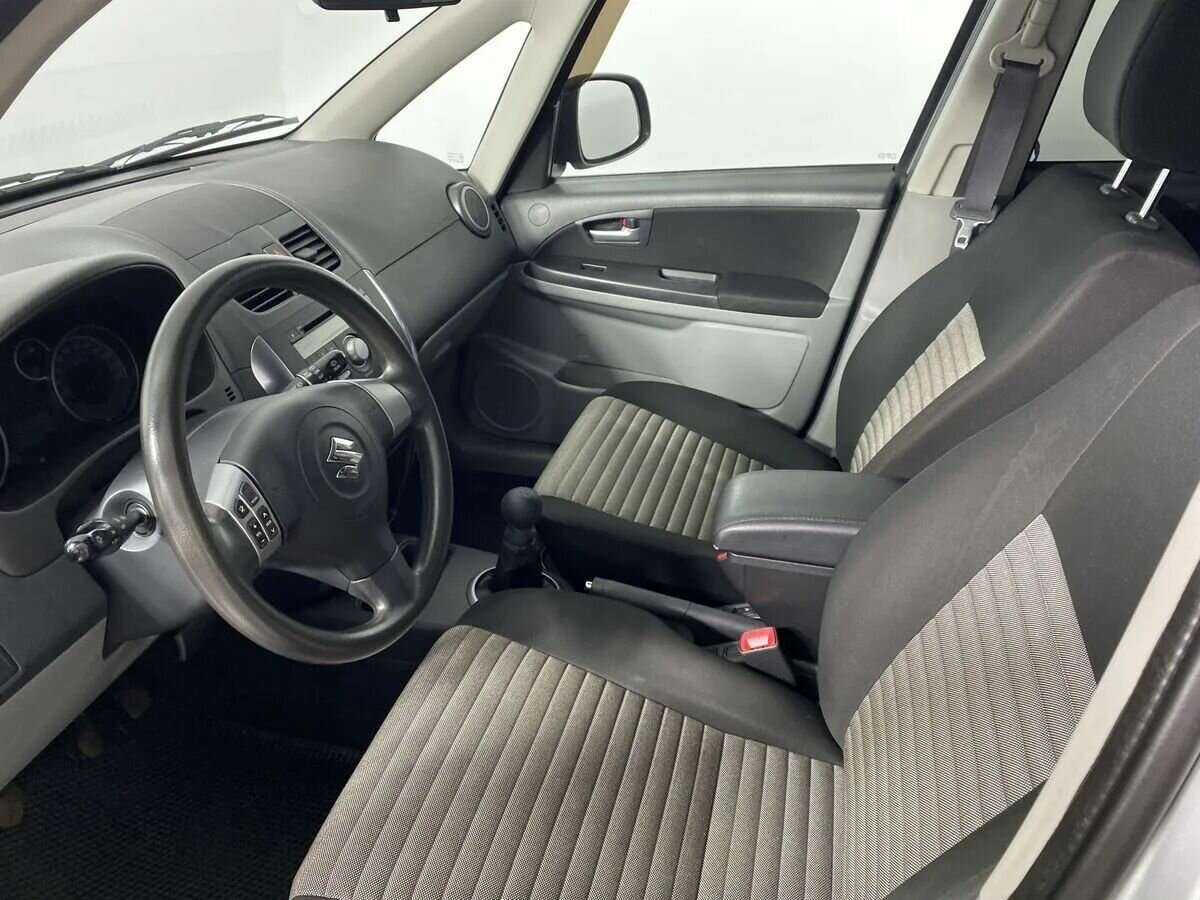 Купить Suzuki SX4, 2010, 96 000 км, фото №6