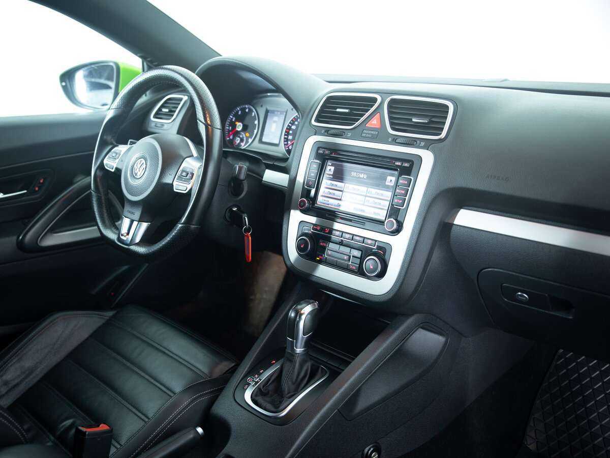 Купить Volkswagen Scirocco, 2011, 120 352 км, фото №17