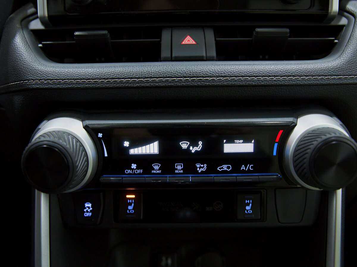 Купить Toyota RAV4, 2020, 45 768 км, фото №9