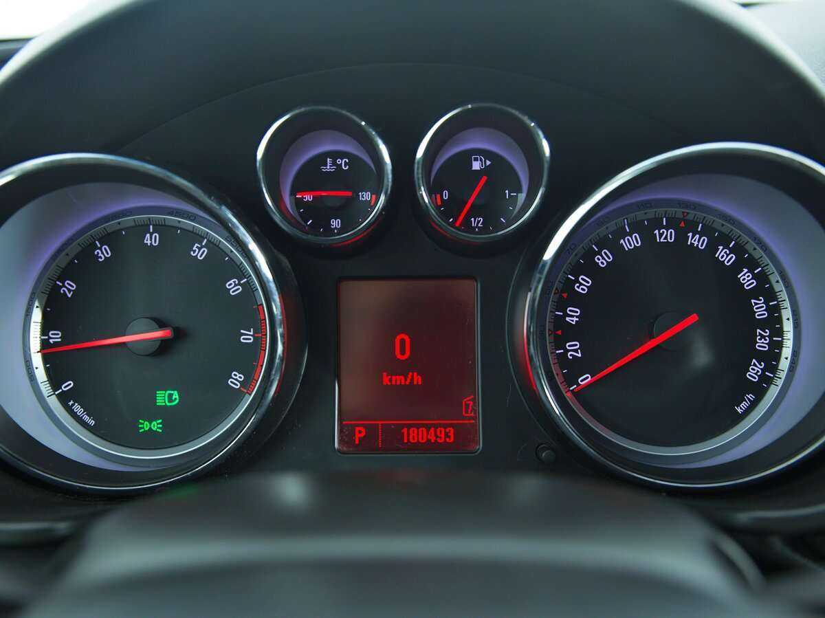 Купить Opel Insignia, 2009, 180 493 км, фото №11