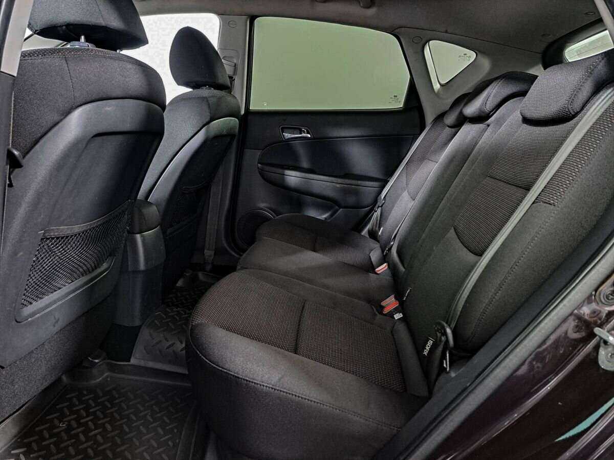 Купить Hyundai i30, 2010, 224 289 км, фото №12