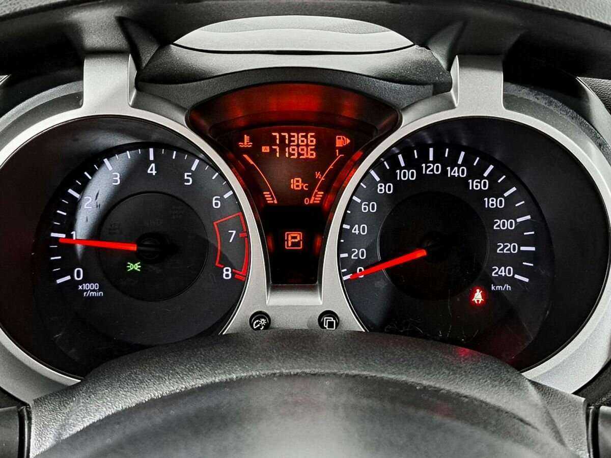 Купить Nissan Juke, 2011, 77 350 км, фото №10