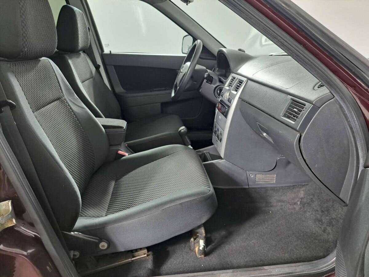 Купить Lada (ВАЗ) Priora, 2012, 150 365 км, фото №9