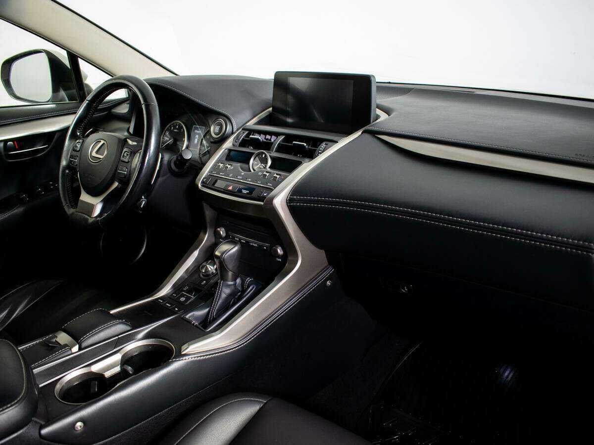 Купить Lexus NX 300, 2017, 134 210 км, фото №7