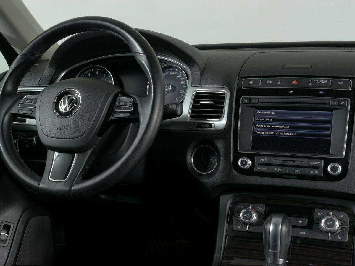 Купить Volkswagen Touareg, 2015, 57 619 км, фото №11