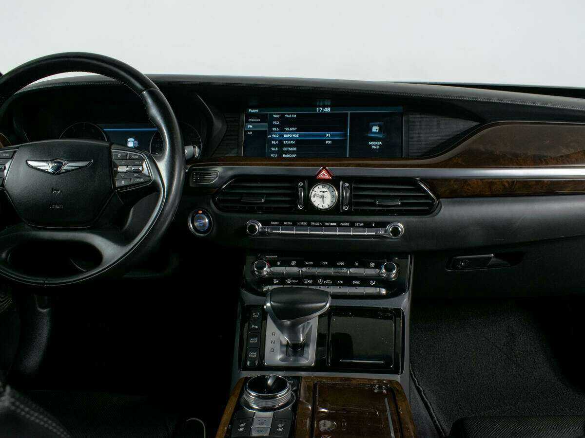 Купить Genesis G90, 2017, 124 794 км, фото №11
