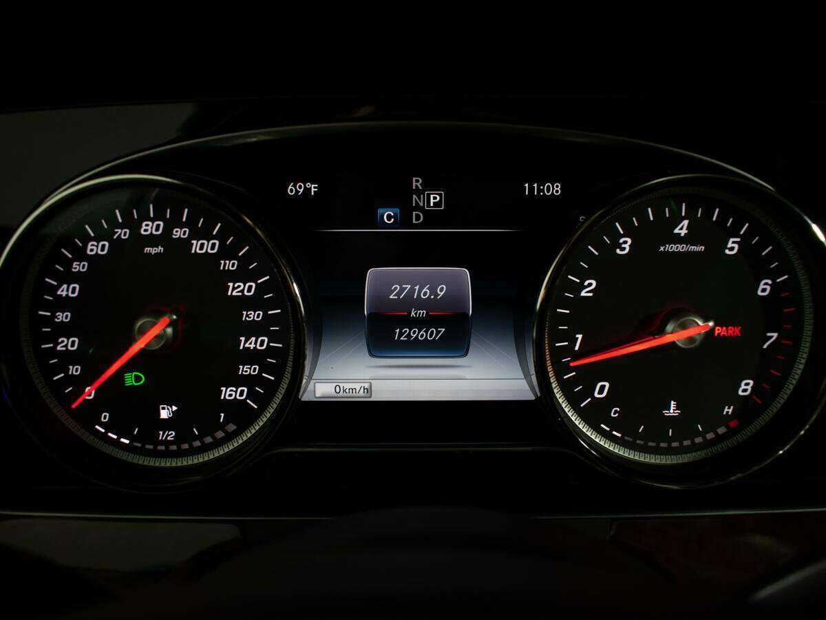 Купить Mercedes-Benz E-Класс 300, 2017, 129 604 км, фото №9