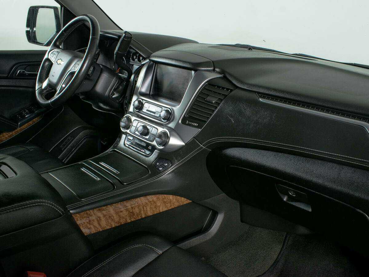 Купить Chevrolet Tahoe, 2016, 195 575 км, фото №11