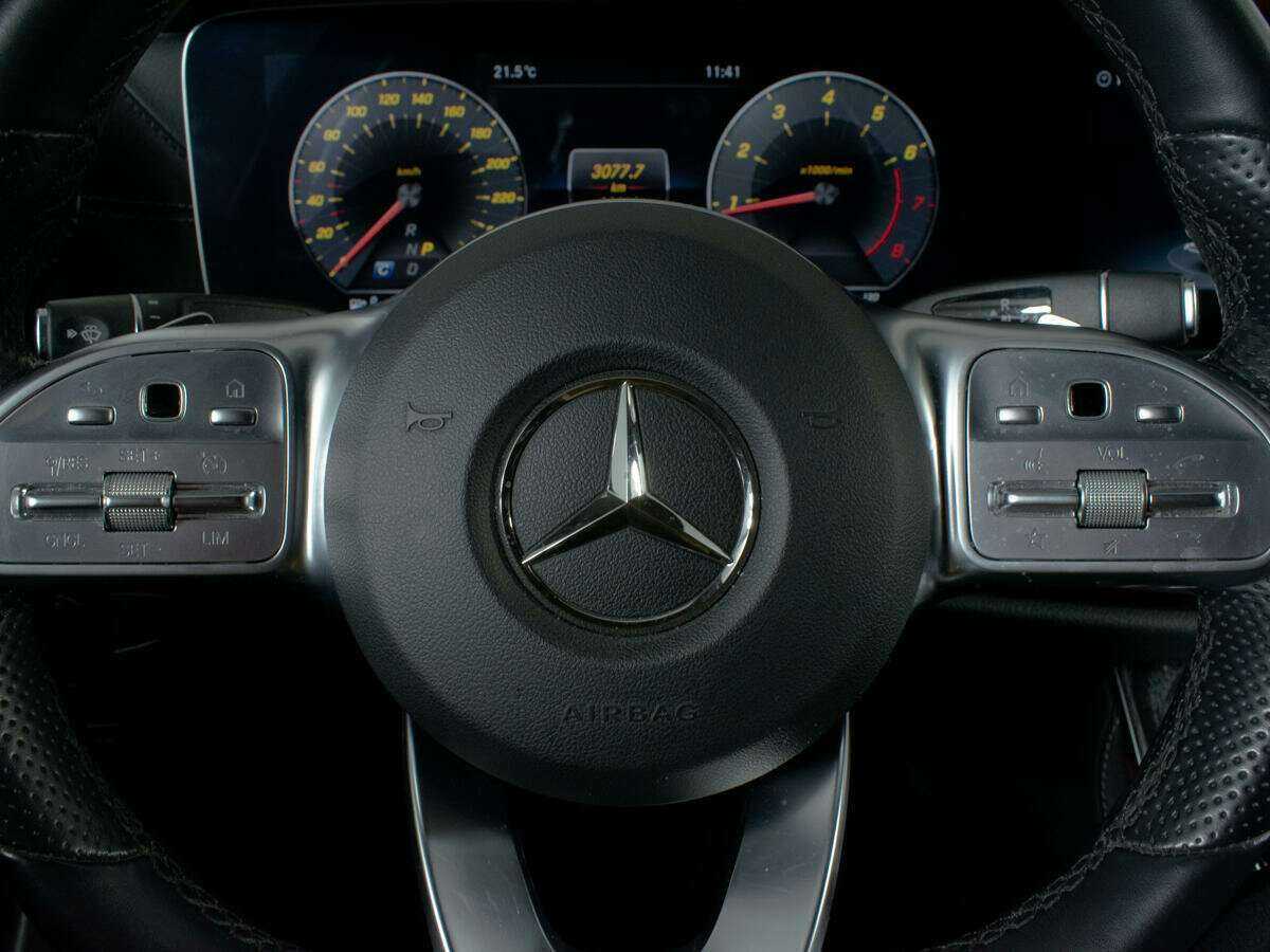 Купить Mercedes-Benz E-Класс 200, 2019, 44 418 км, фото №19