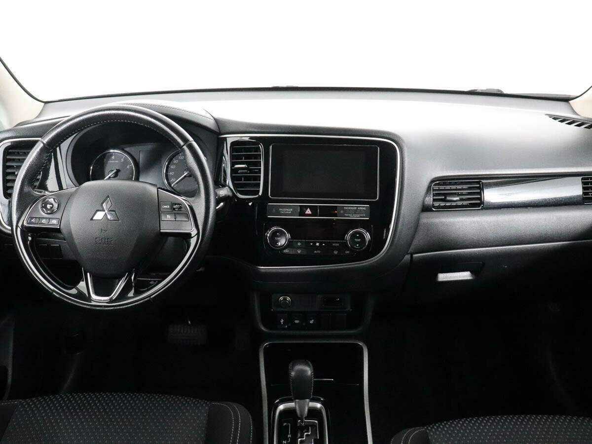 Купить Mitsubishi Outlander, 2018, 142 656 км, фото №11