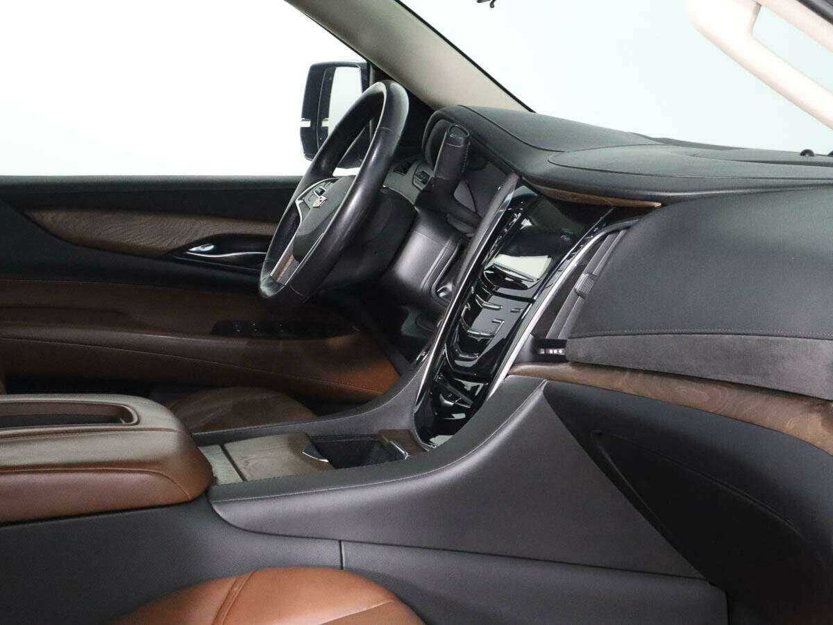 Купить Cadillac Escalade, 2019, 131 470 км, фото №7