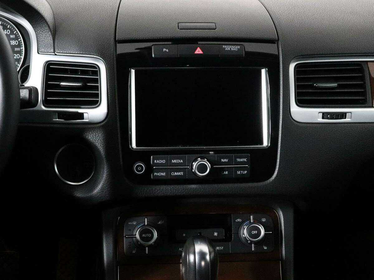 Купить Volkswagen Touareg, 2010, 152 000 км, фото №10