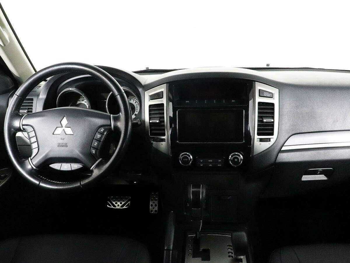 Купить Mitsubishi Pajero, 2018, 150 231 км, фото №8
