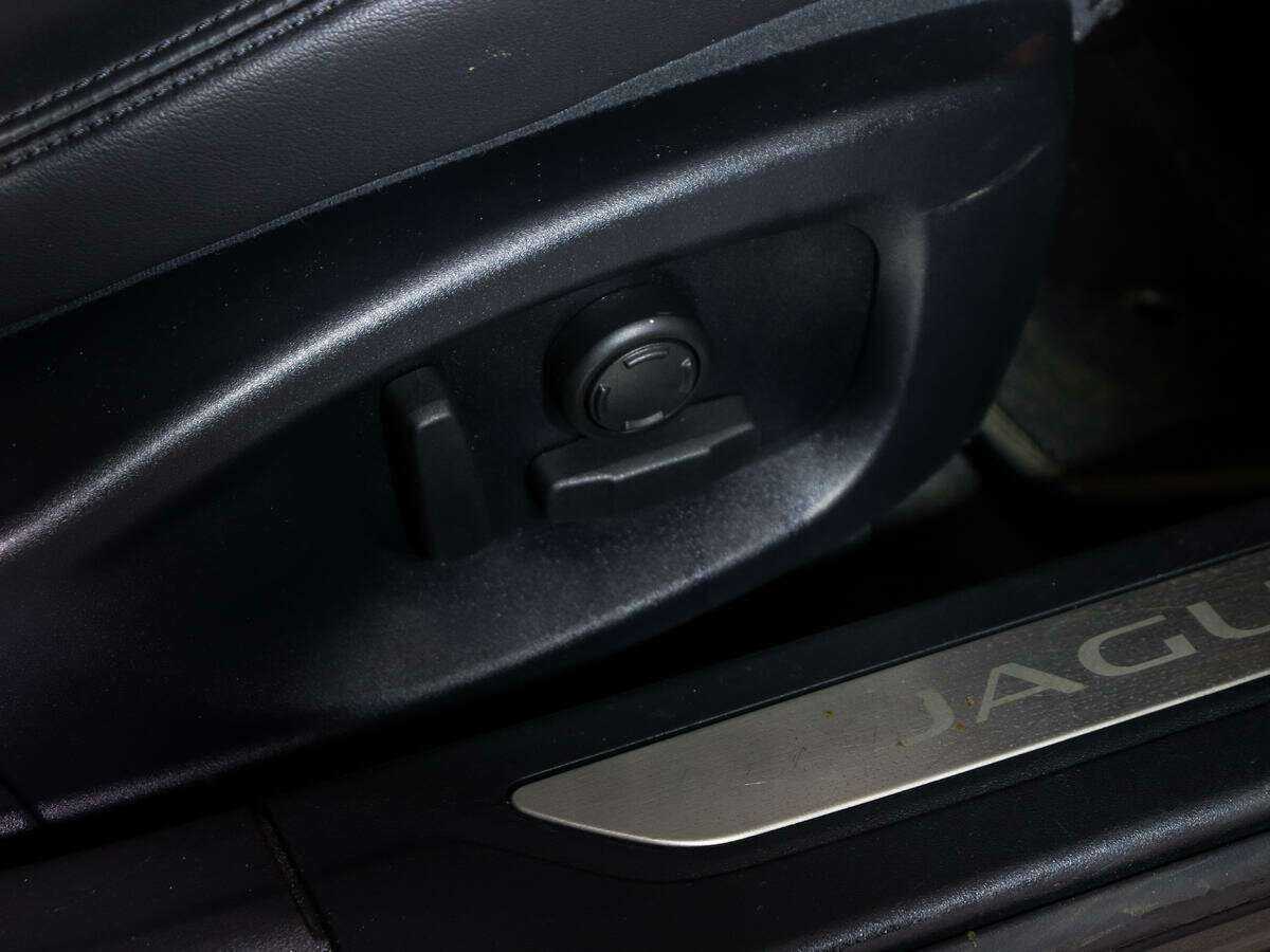 Купить Jaguar XF, 2018, 67 090 км, фото №15