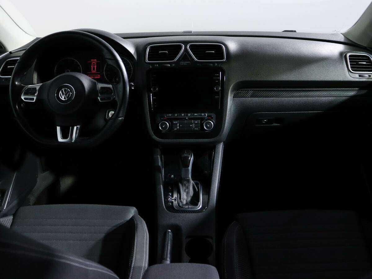 Купить Volkswagen Scirocco, 2011, 145 000 км, фото №12