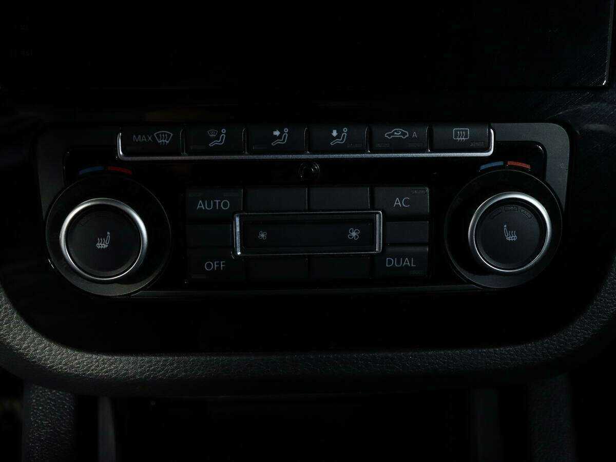 Купить Volkswagen Scirocco, 2011, 145 000 км, фото №18