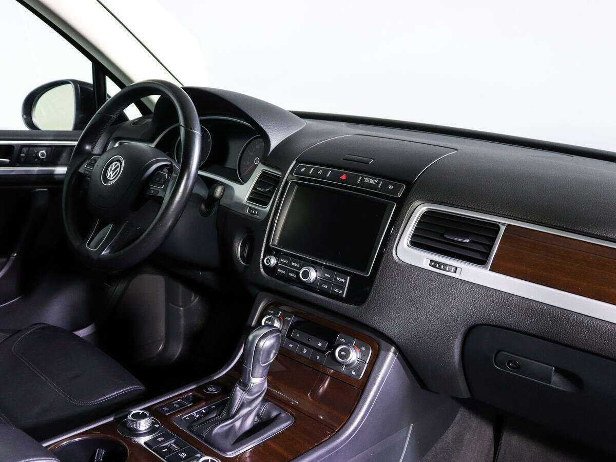 Купить Volkswagen Touareg, 2016, 117 163 км, фото №9