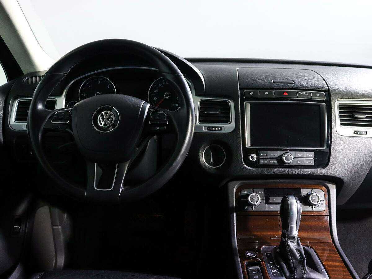 Купить Volkswagen Touareg, 2016, 117 163 км, фото №12