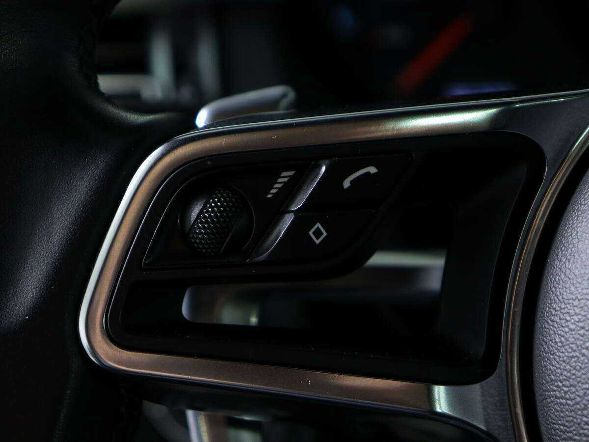 Купить Porsche Macan, 2019, 96 330 км, фото №23