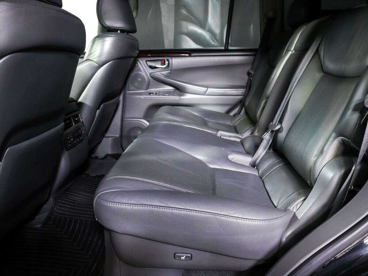 Купить Lexus LX 570, 2008, 252 371 км, фото №10