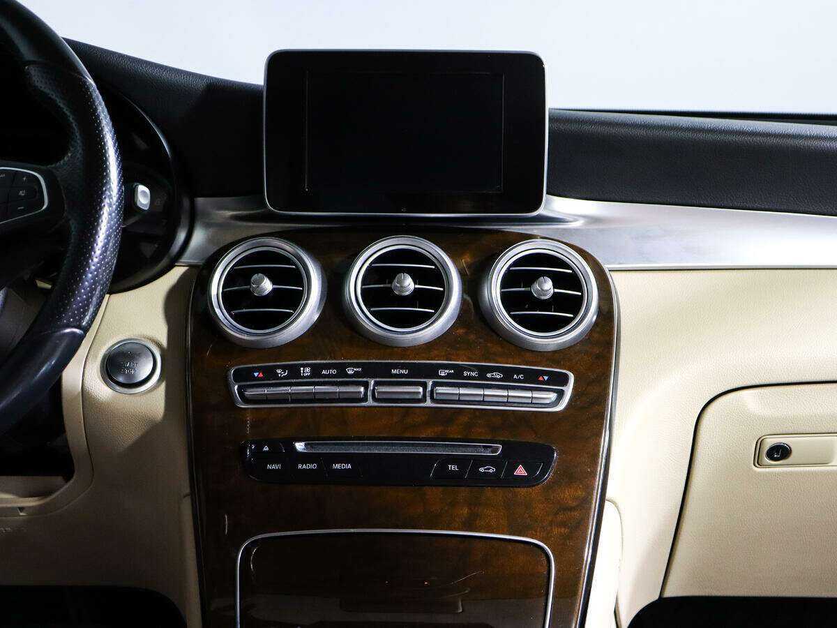 Купить Mercedes-Benz GLC 250, 2015, 131 684 км, фото №13