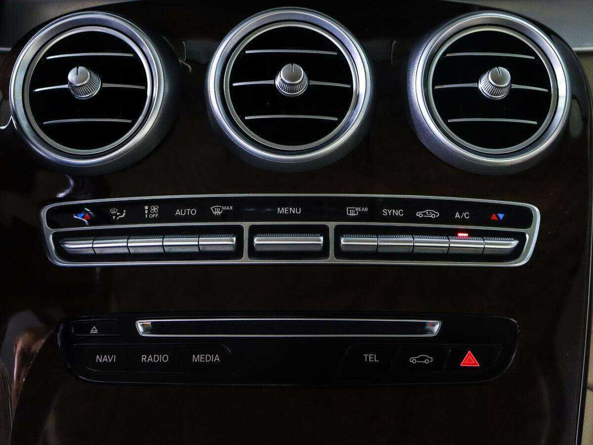 Купить Mercedes-Benz GLC 250, 2015, 131 684 км, фото №18