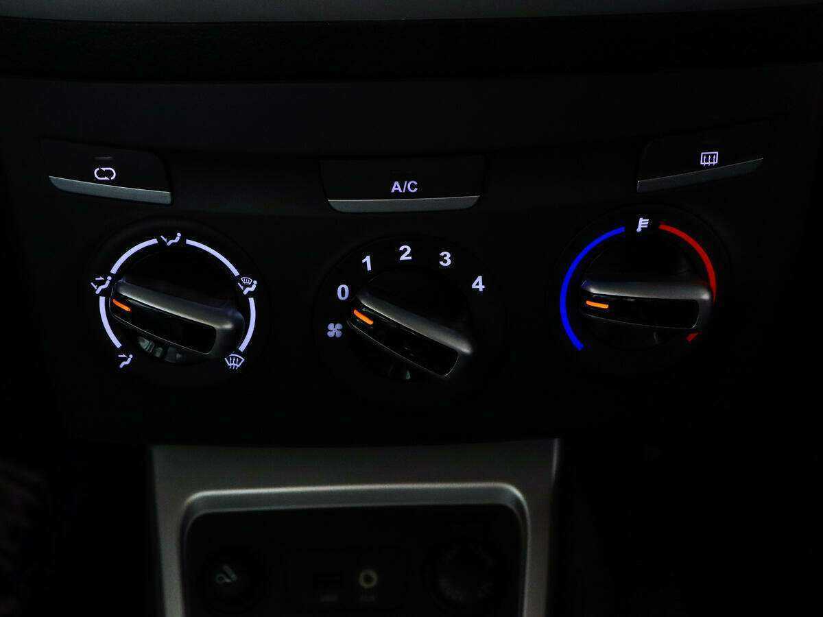 Купить JAC S3, 2019, 59 586 км, фото №16