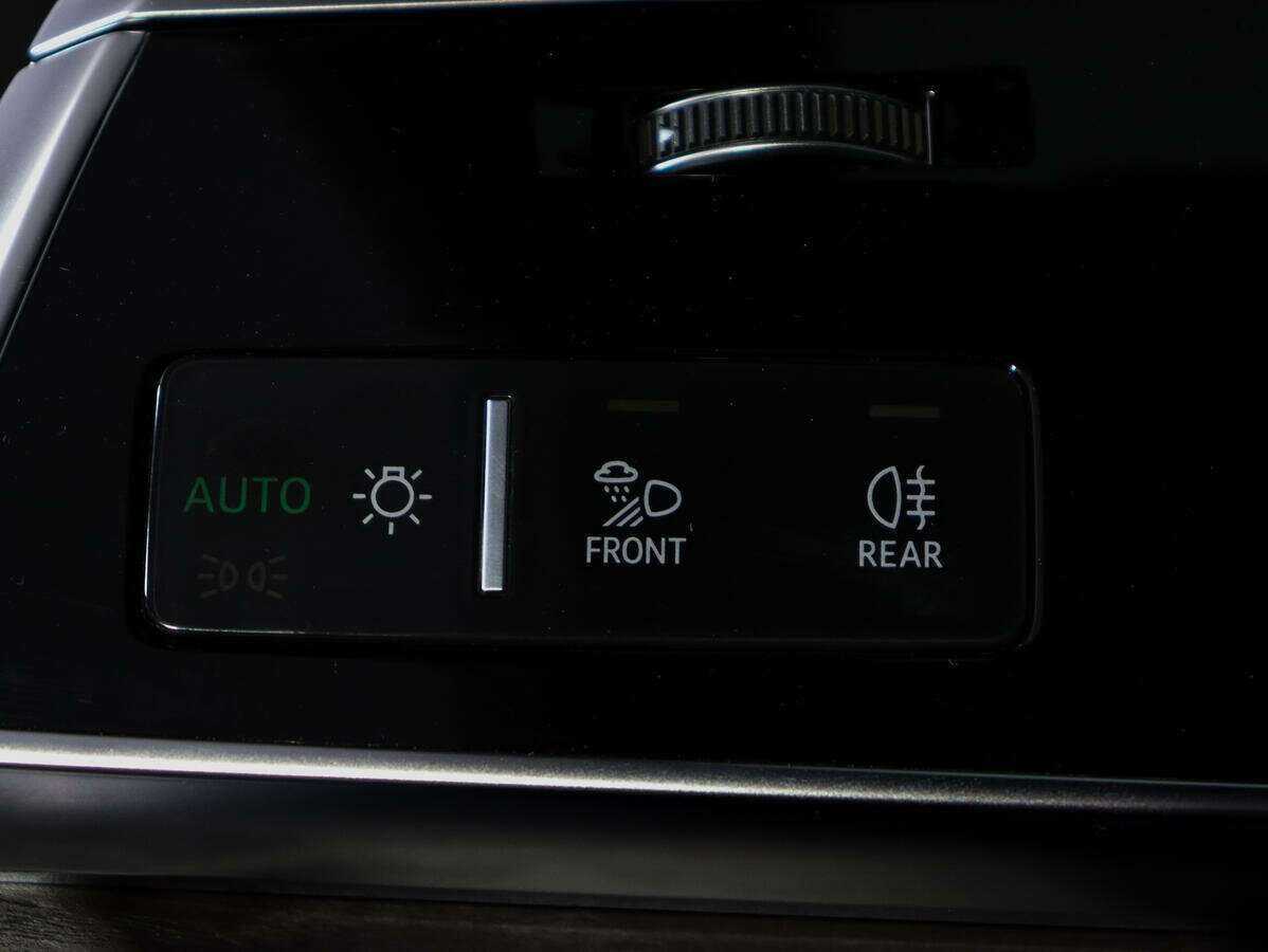 Купить Audi Q8 55 TFSI, 2018, 30 400 км, фото №17