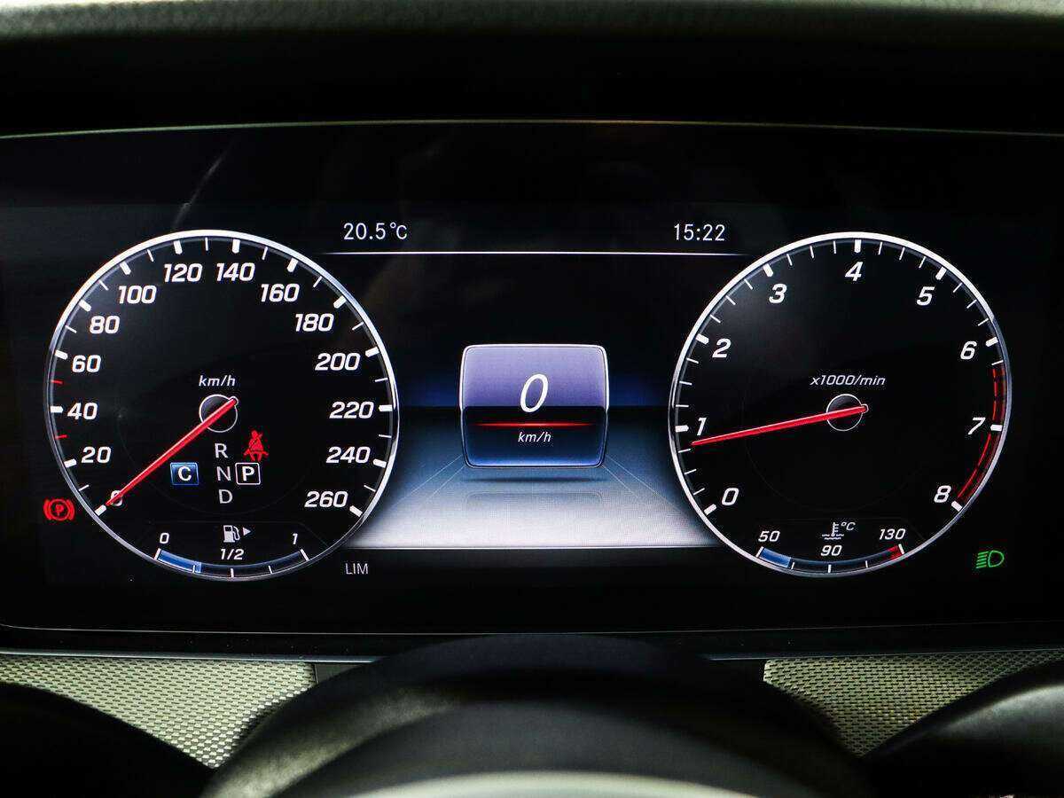 Купить Mercedes-Benz E-Класс 200, 2018, 38 200 км, фото №9