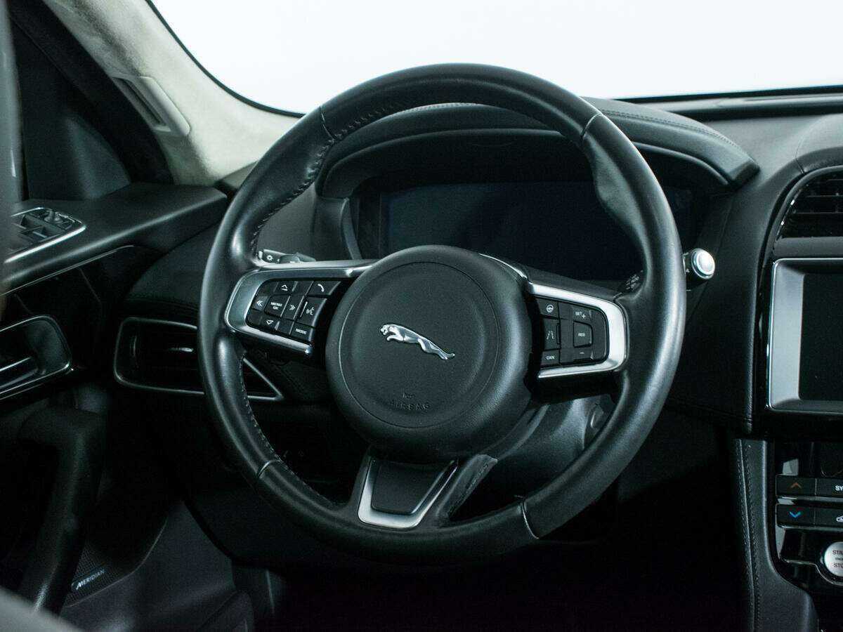 Купить Jaguar F-Pace, 2018, 80 887 км, фото №12