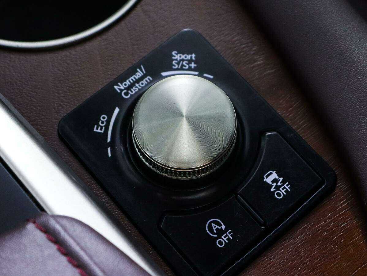 Купить Lexus RX 300, 2019, 77 904 км, фото №19