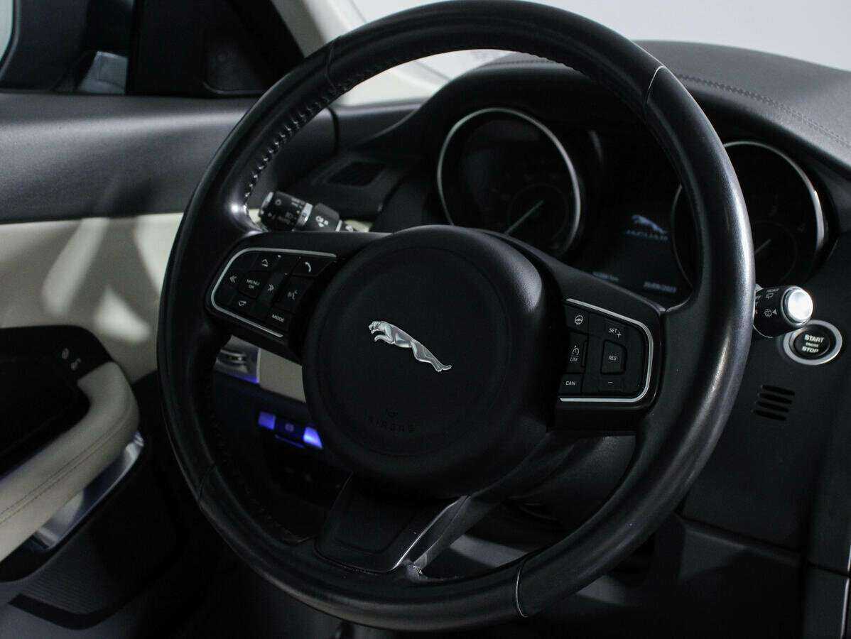 Купить Jaguar E-Pace, 2018, 163 859 км, фото №20
