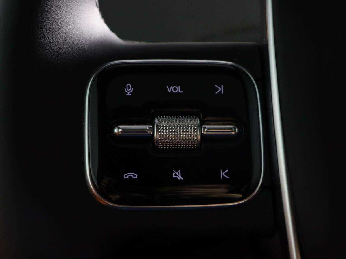 Купить LiXiang L9 44.5 kWh, 2023, 4 950 км, фото №33