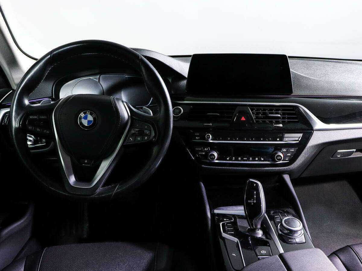 Купить BMW 5 серии 520d xDrive, 2020, 169 000 км, фото №10