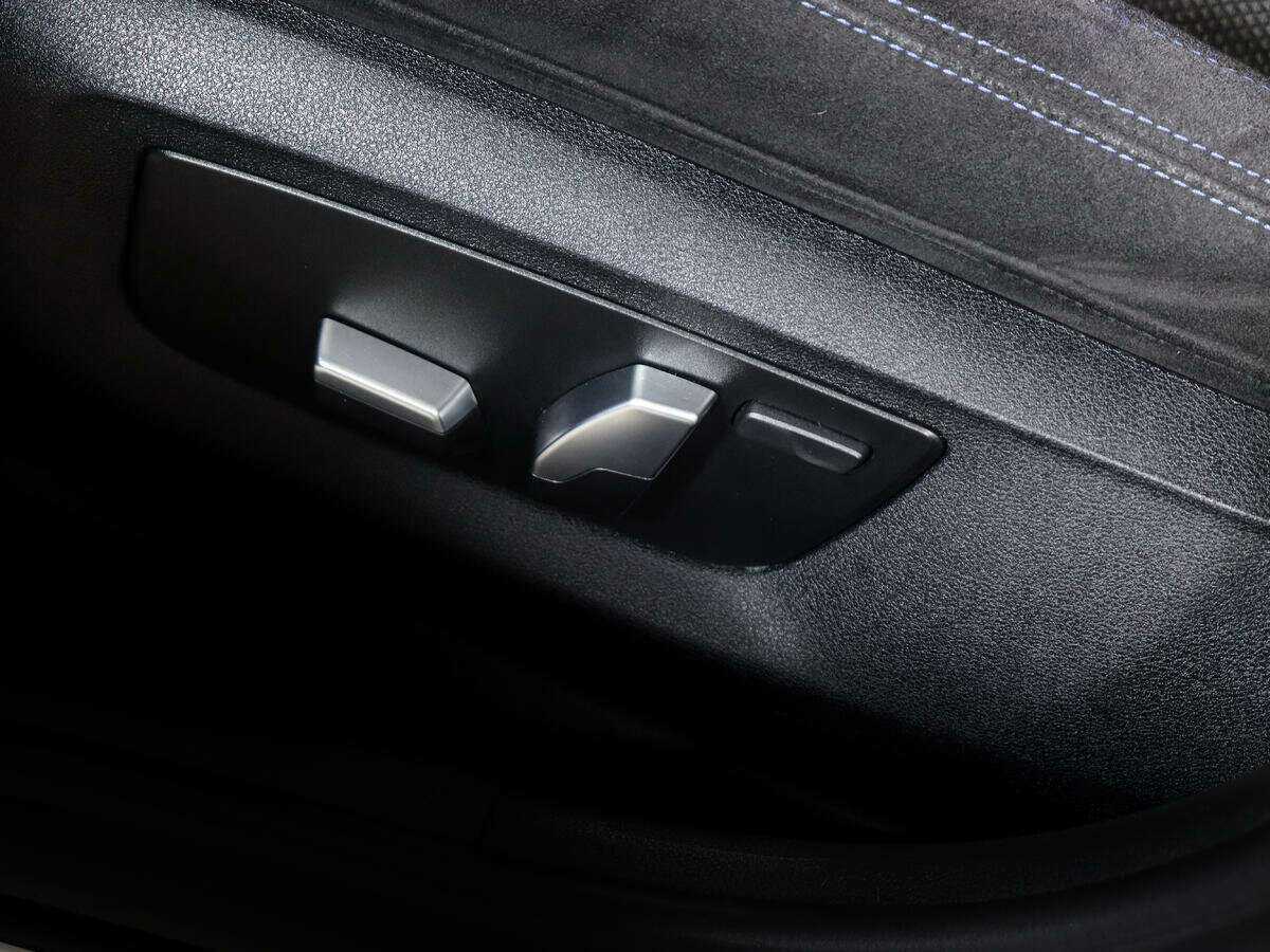 Купить BMW 5 серии 530i xDrive, 2020, 122 187 км, фото №17